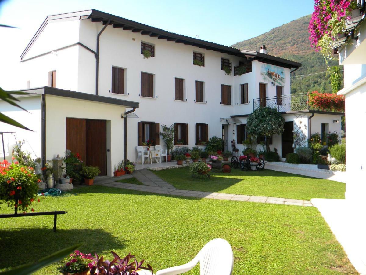 Agriturismo Alle Ruote Meduno Eksteriør billede
